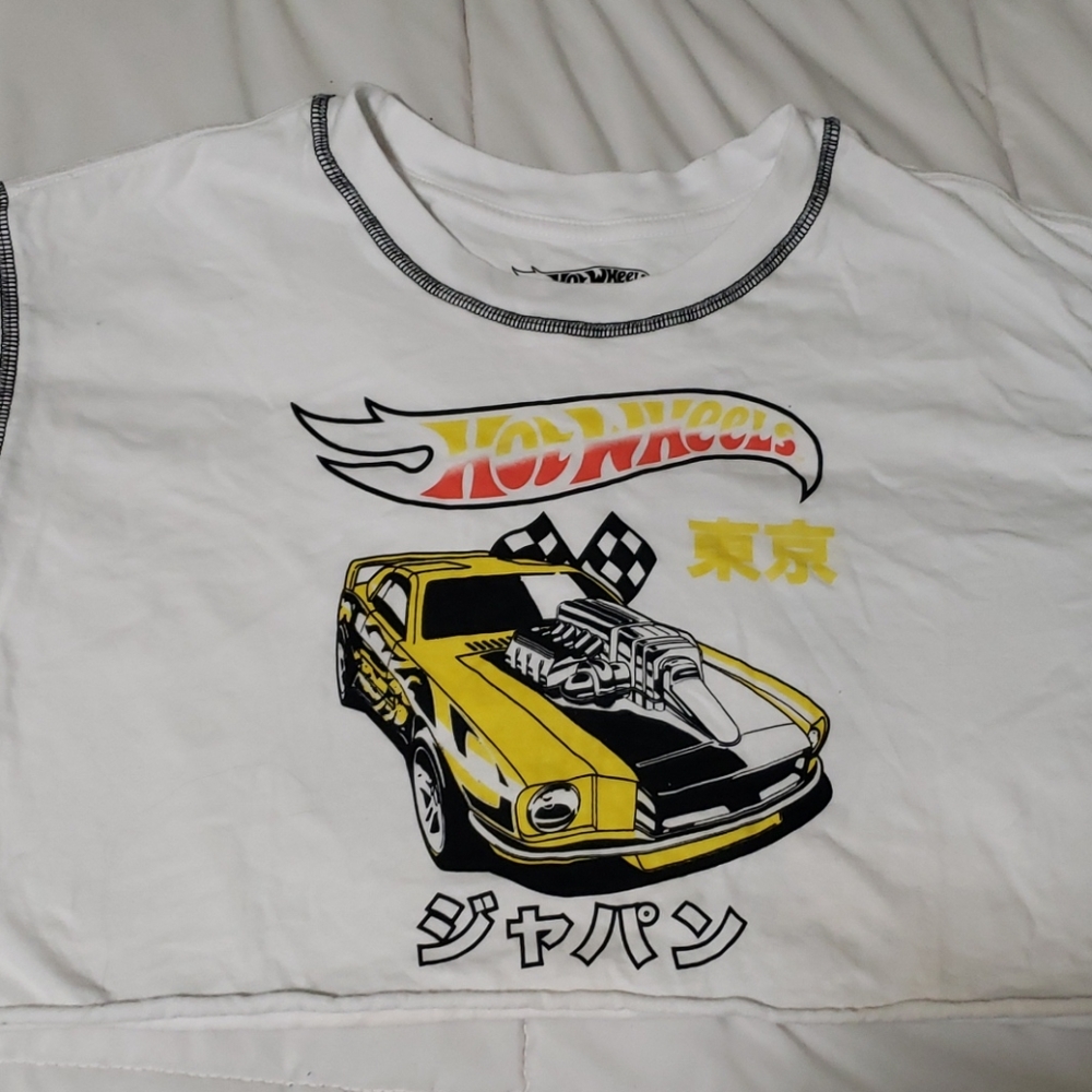 Hot wheels cropped t shirt